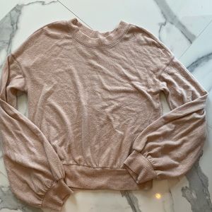 Free People sweater/sweatshirt